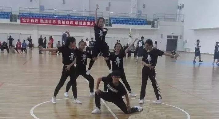 篮球赛5.jpg